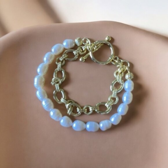 Chunky Freshwater Pearl Double Strand Gold Toggle Bracelet - Picture 3 of 6